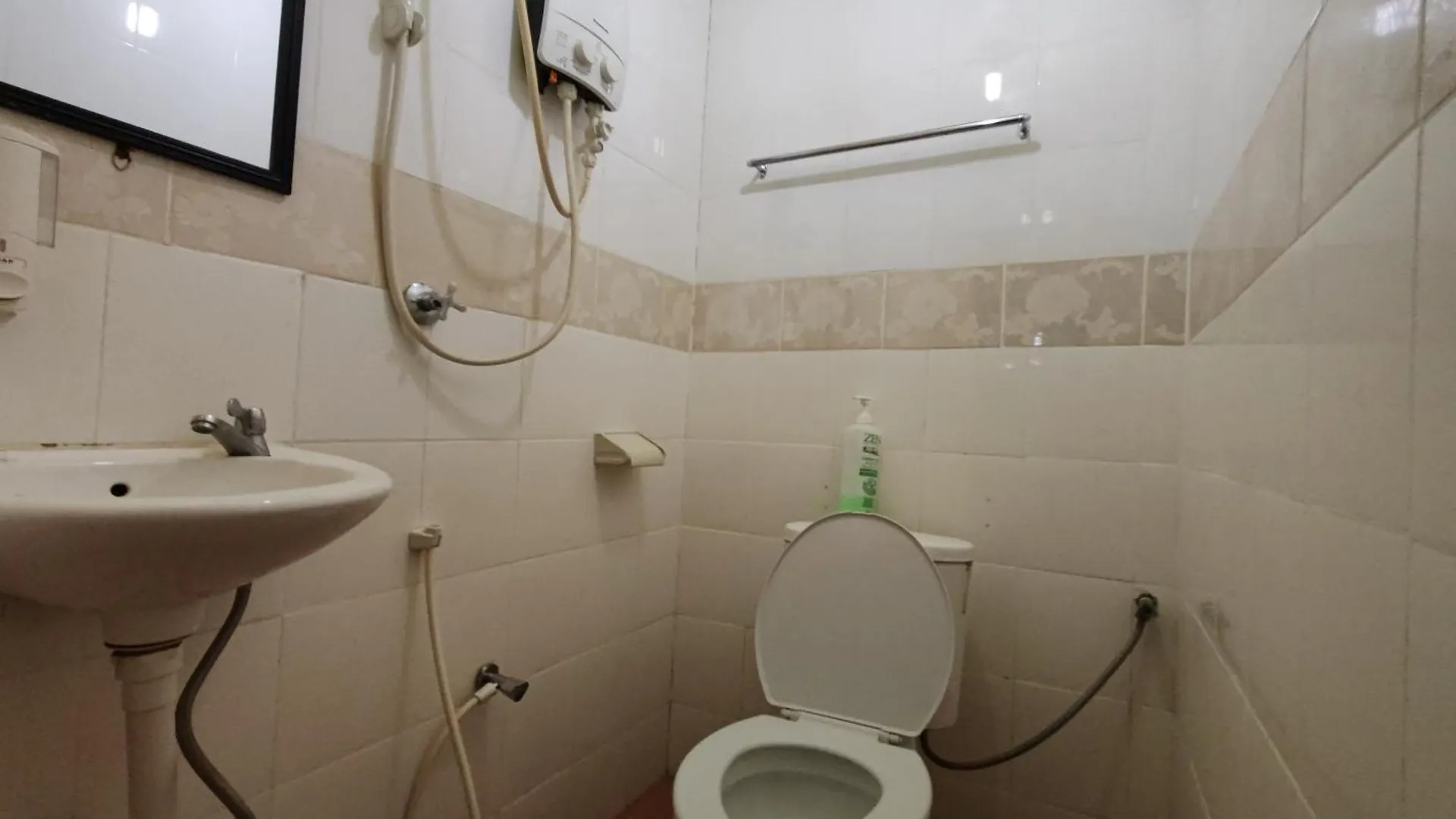 D'Bj Motel Bayan Lepas